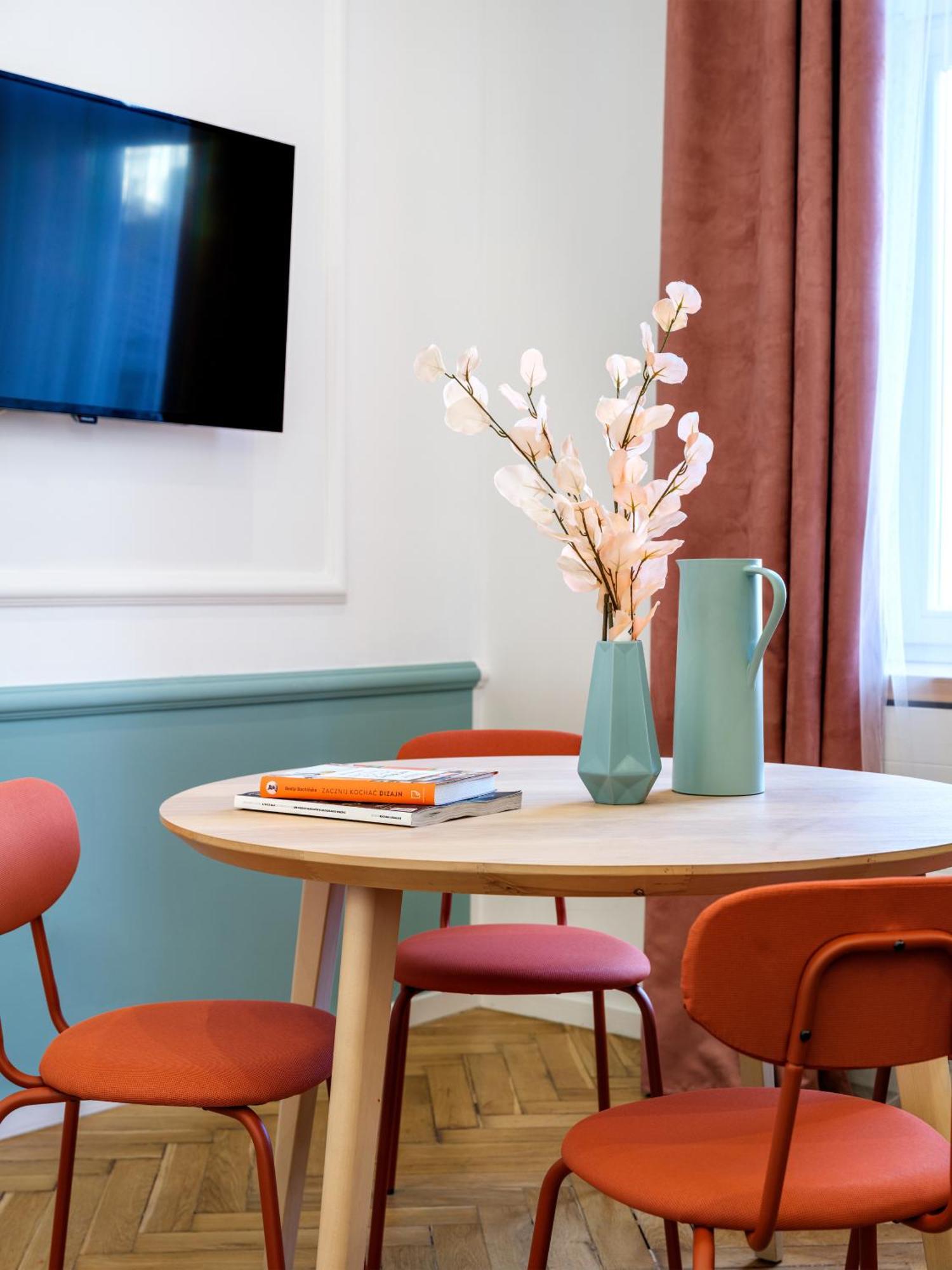 Playroom Aparthotel クラクフ エクステリア 写真