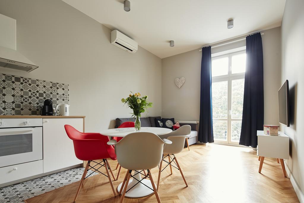Playroom Aparthotel クラクフ エクステリア 写真