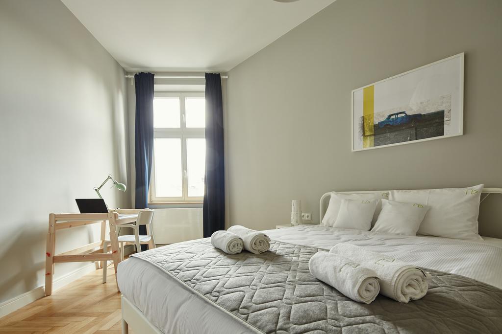 Playroom Aparthotel クラクフ エクステリア 写真