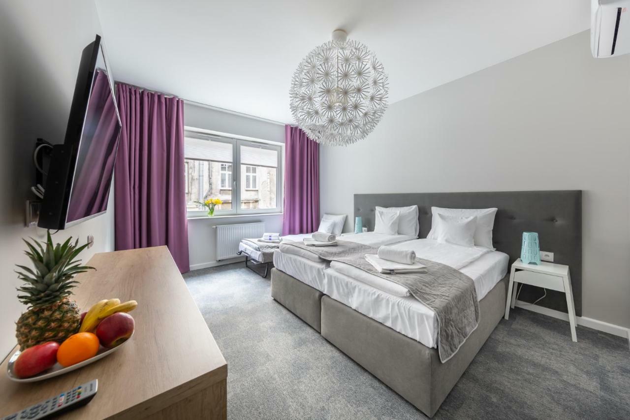Playroom Aparthotel クラクフ エクステリア 写真