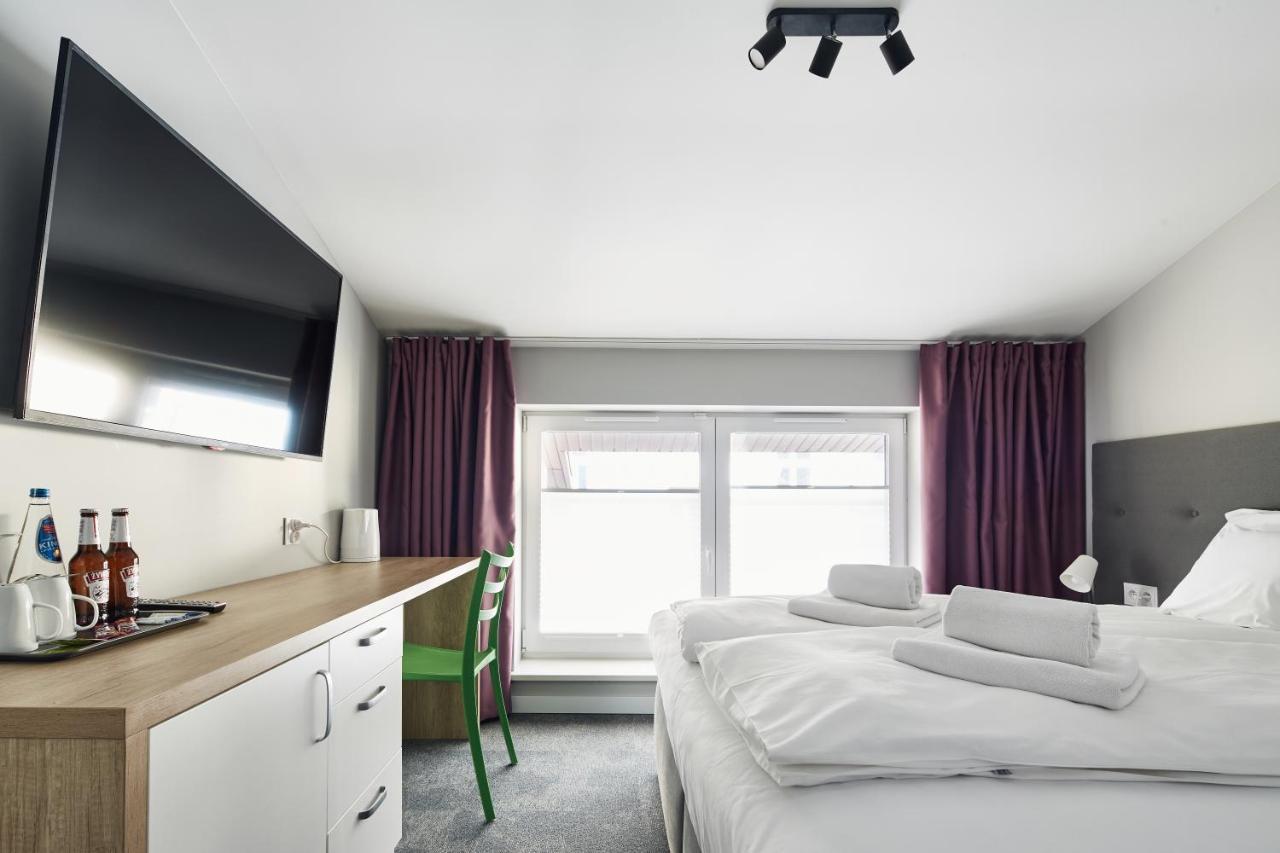 Playroom Aparthotel クラクフ エクステリア 写真